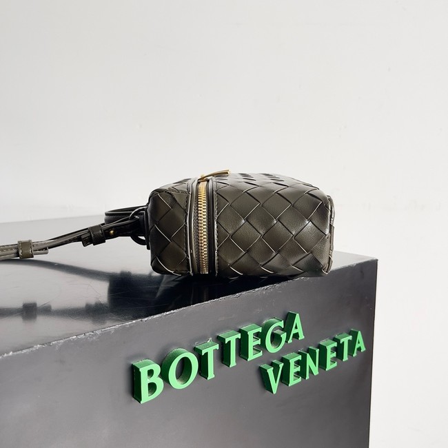 Bottega Veneta Vanity Case On Strap 789109 dark green