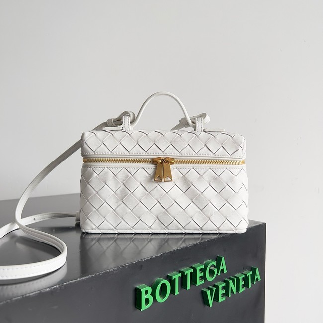 Bottega Veneta Vanity Case On Strap 789109 white