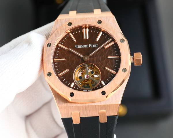 Audemars Piguet Watch APW00083