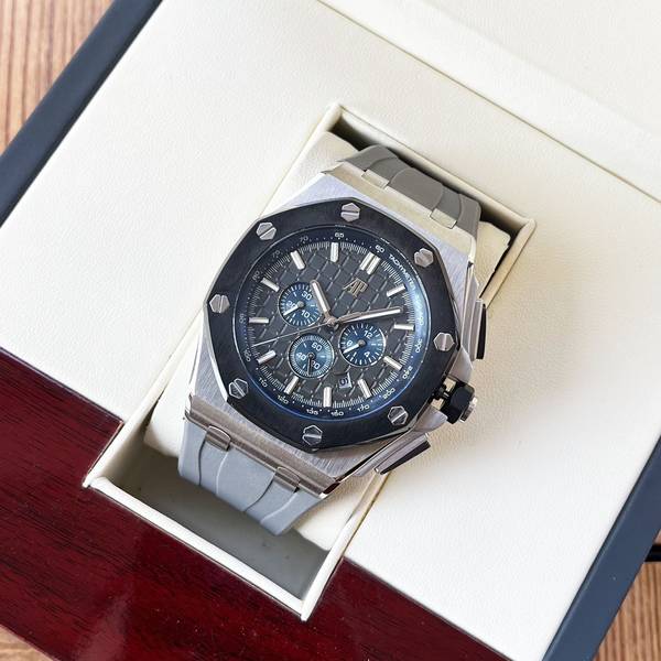 Audemars Piguet Watch APW00095-4