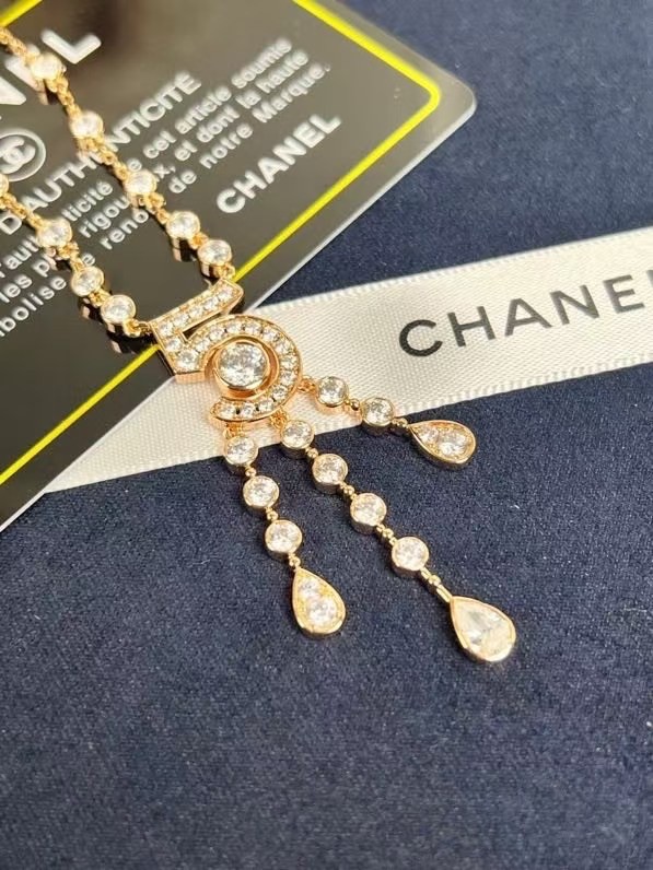 Chanel Necklace CE15892