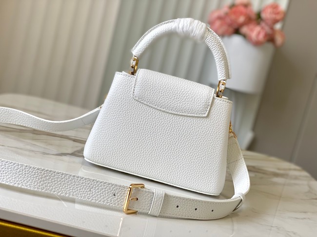 Louis Vuitton Capucines Mini M11908 white