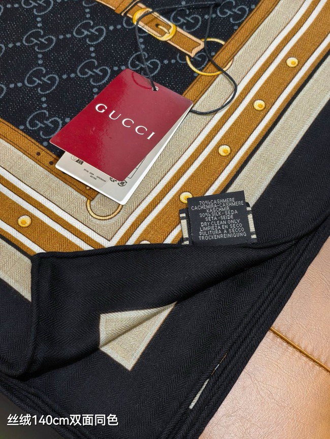 Gucci Square Scarf Silk Jacquard KY144