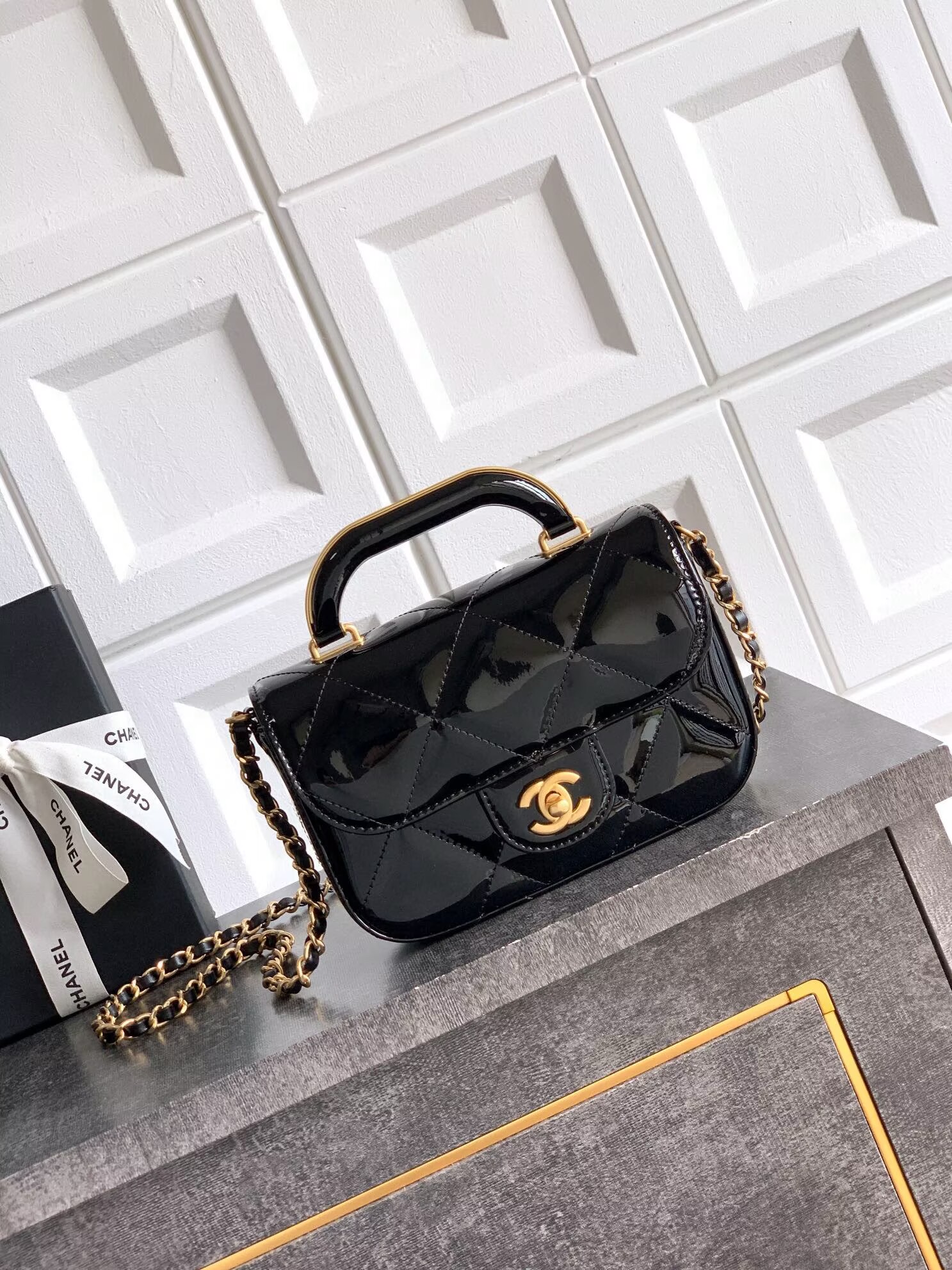 Chanel 25K Original Patent Leather Top Handle Bag A6320 Black