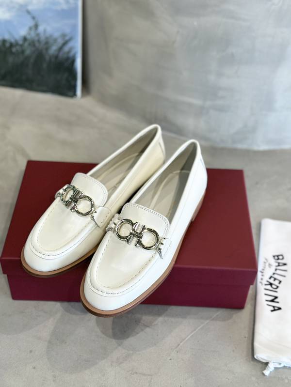 Ferragamo Shoes FMS00097