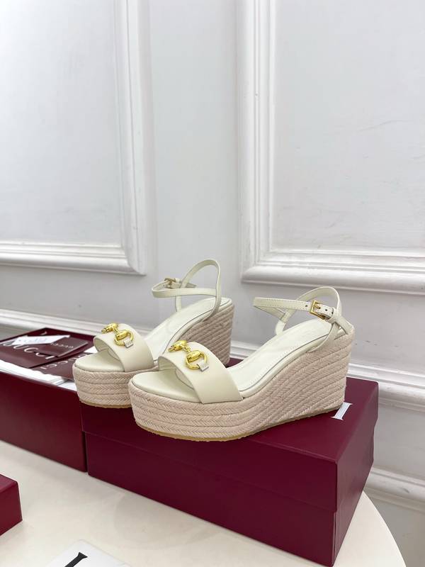 Gucci Shoes GUS00911 Heel 9CM