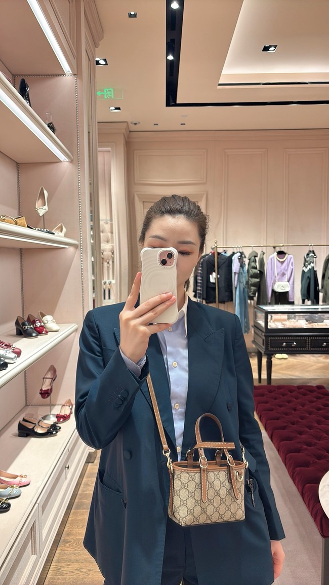 Gucci GG Emblem mini bag 855491 Brown