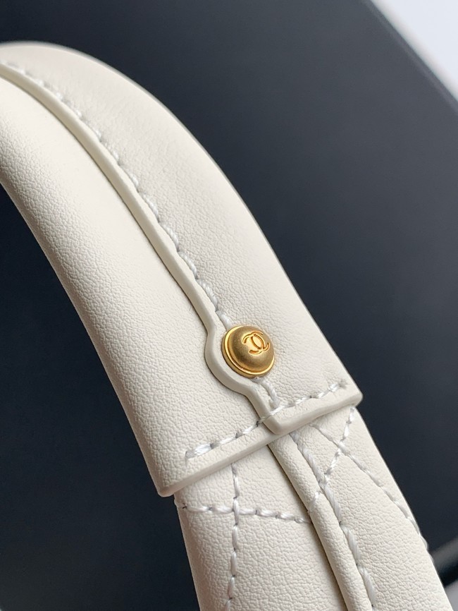 CHANEL Hobo Handbag AS5976 Light Beige