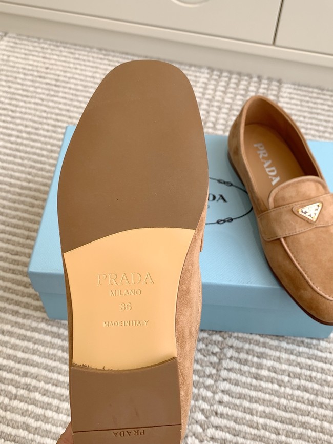 Prada leather loafers 87199-6