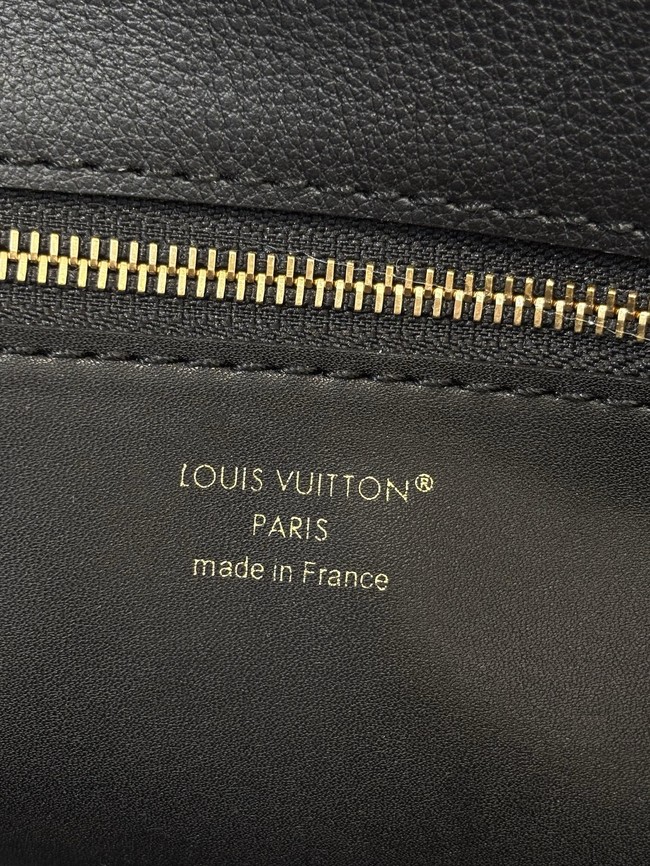 Louis Vuitton Vendome PM M26502 black