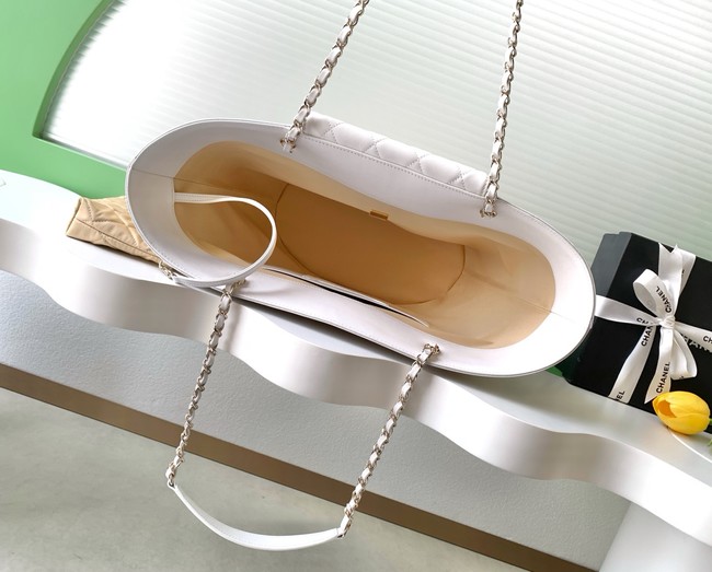 CHANEL Large Tote AS5952 Beige & White