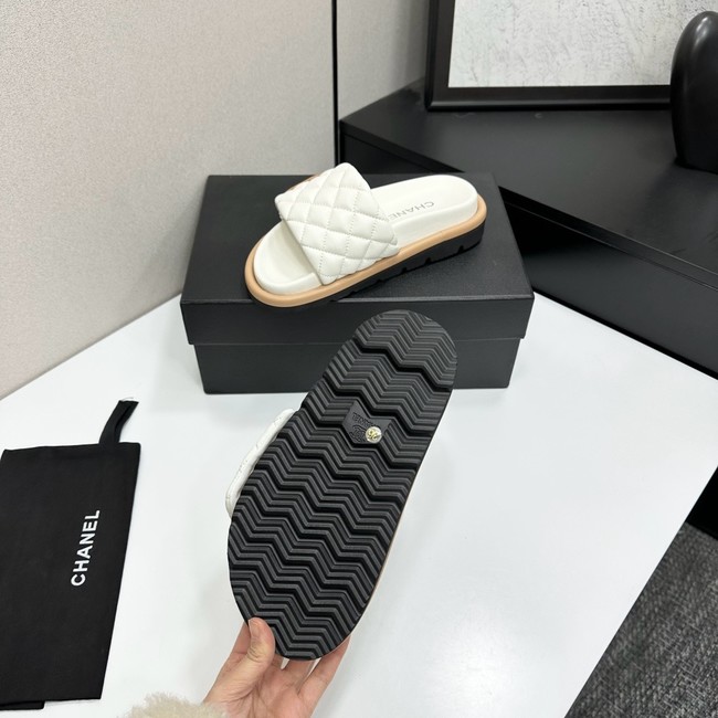 Chanel slipper 21061-4