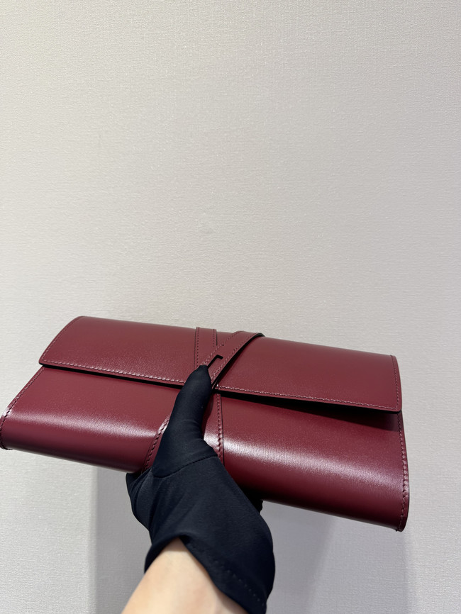 Hermes swift Leather Clutch 37568 red