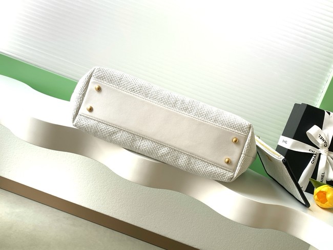 CHANEL Maxi Shopping Bag Braided Raffia AS5463 white