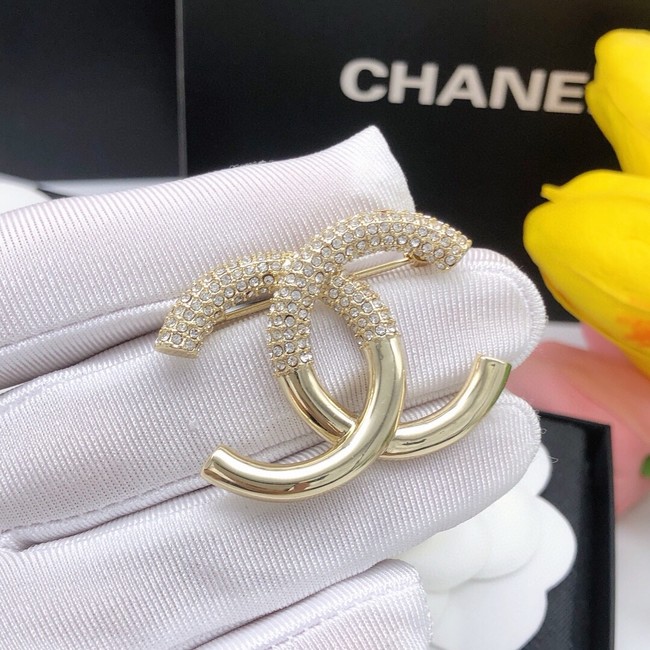 Chanel brooch CE81885