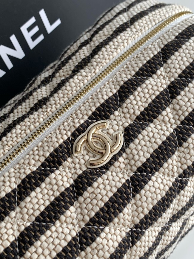 CHANEL Zipped Case AP4990 black