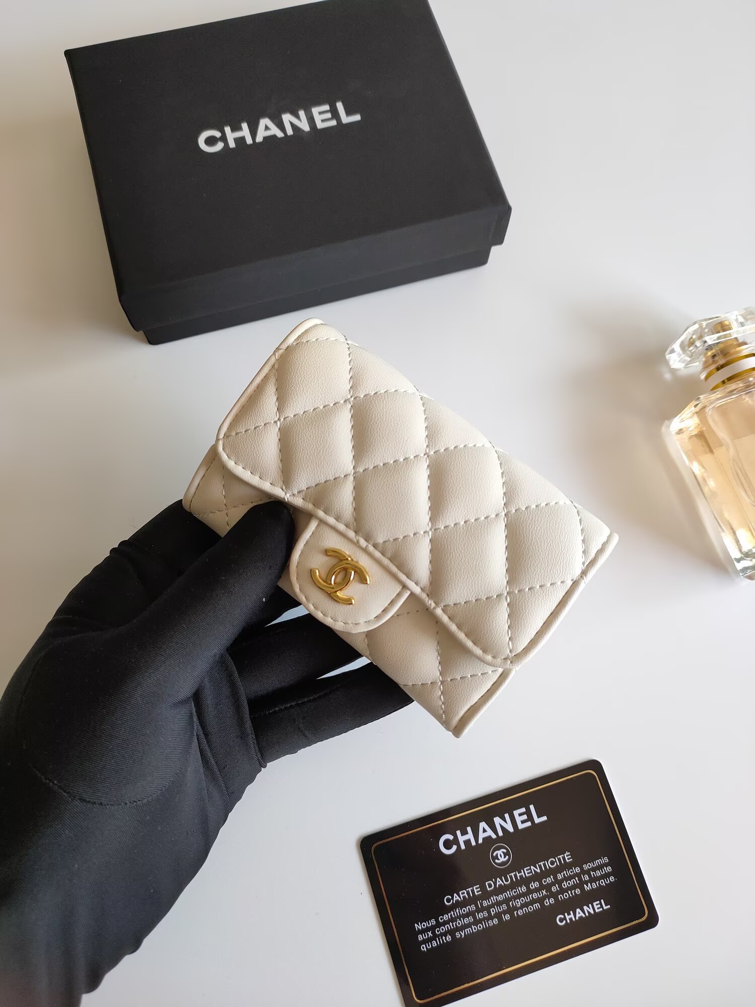 Chanel Original Leather Wallet C6379