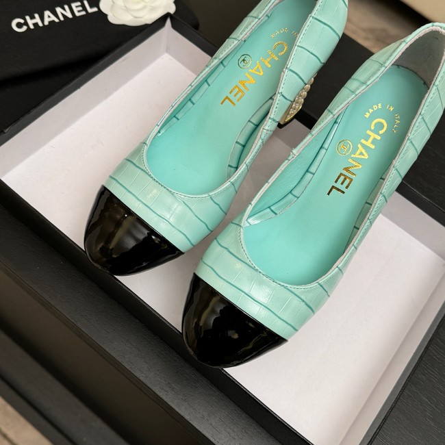 CHANEL Pumps 66946-3