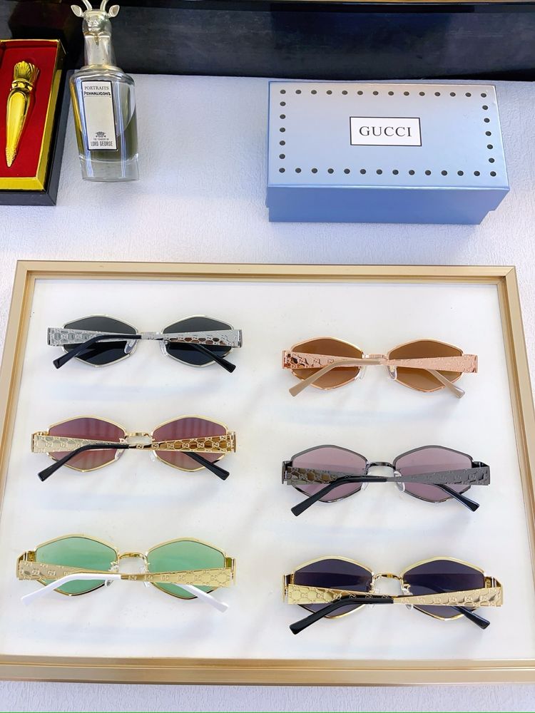 Gucci Sunglasses GUS00016-1