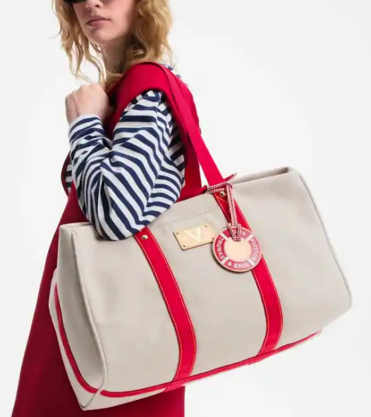 Louis Vuitton Voyageur M28509 Lighthouse Red