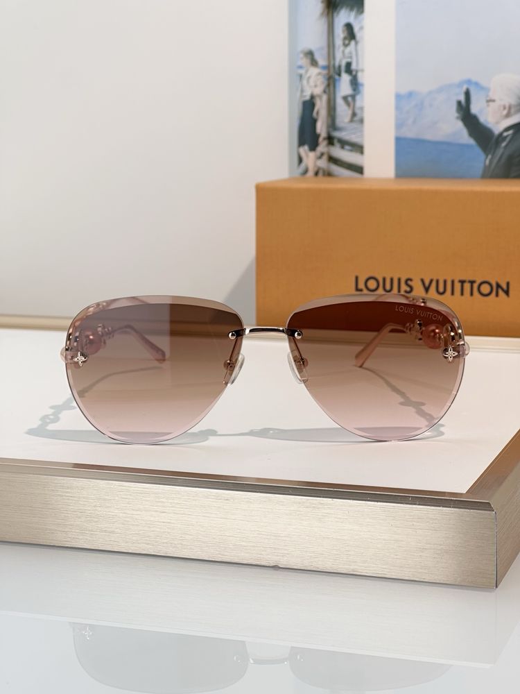 Louis Vuitton Sunglasses LVS00001-1