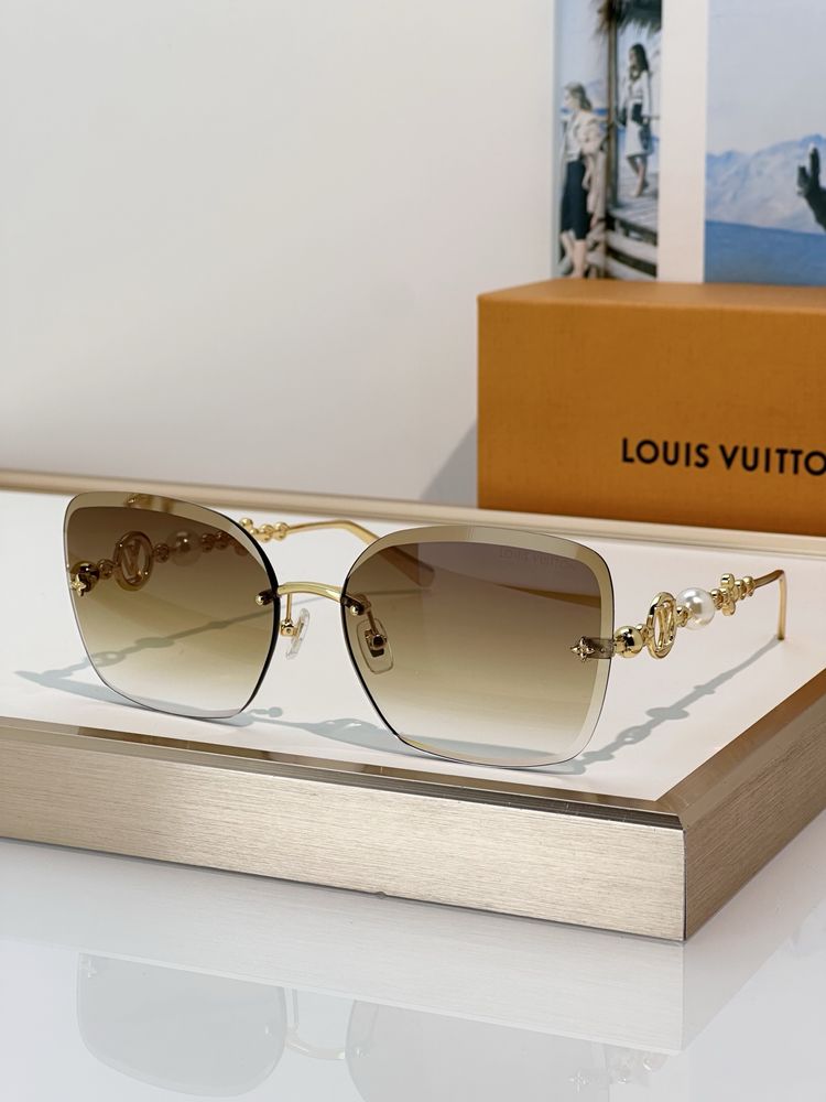 Louis Vuitton Sunglasses LVS00004-2