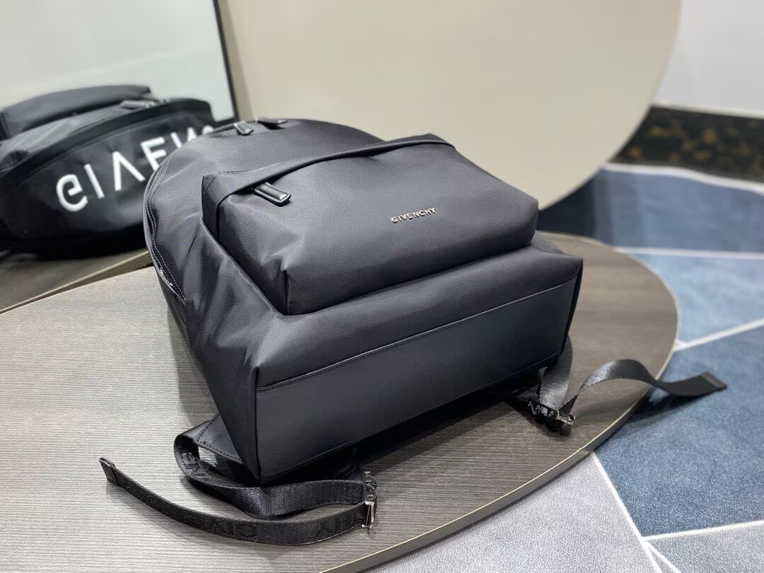 Givenchy Backpack G53012 Black&White Logo