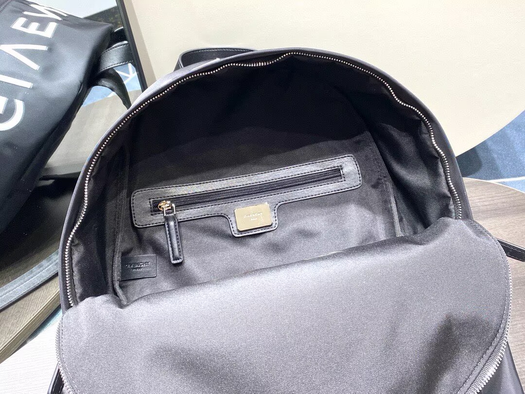 Givenchy Backpack G53012 Black&White Logo
