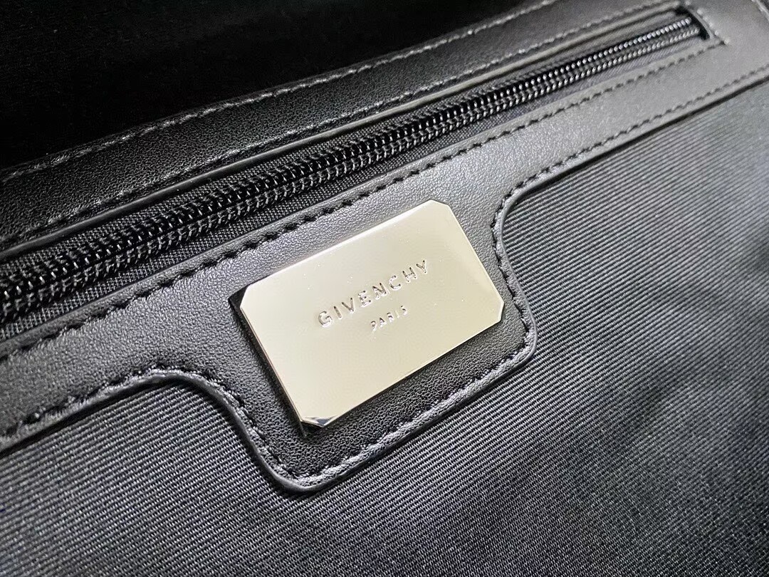 Givenchy Backpack G53012 Black&White Logo