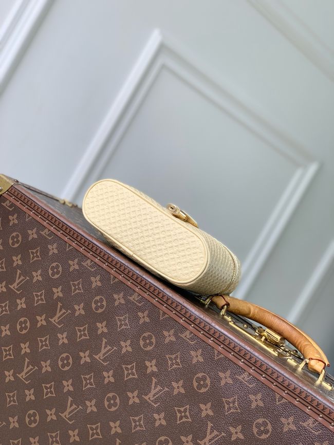 Louis Vuitton Vanity Chain Pouch M29051 Banana