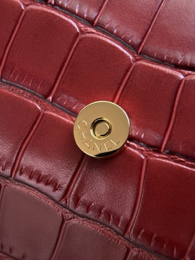 Chanel Clutch with chain Crocodile Embossed AP5294 Burgundy