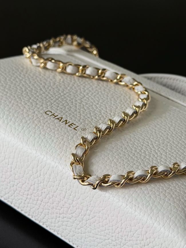 Chanel Large Vanity with chain AP5347 white