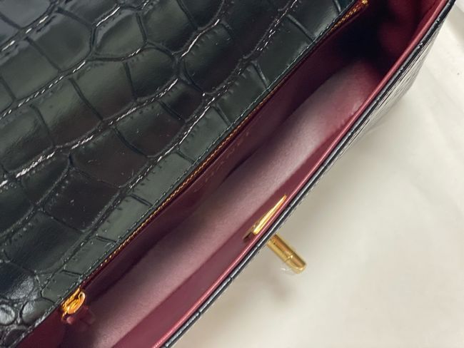 Chanel Clutch with chain Crocodile Embossed AS6340 black