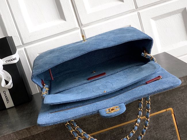 CHANEL Maxi Flapbag AS6281 denim blue