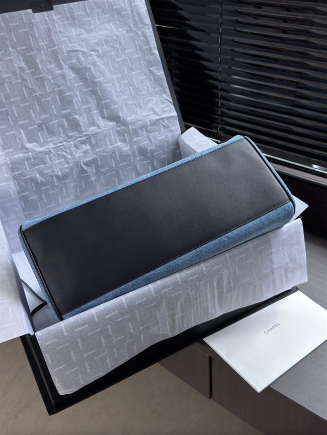 Chanel Large Shopping Bag AS6289 Black & denim blue