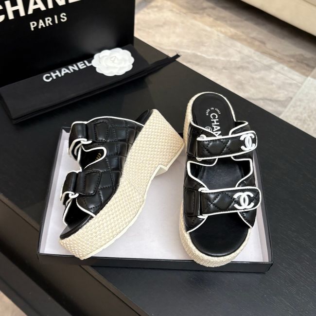 Chanel Mules 64165-1