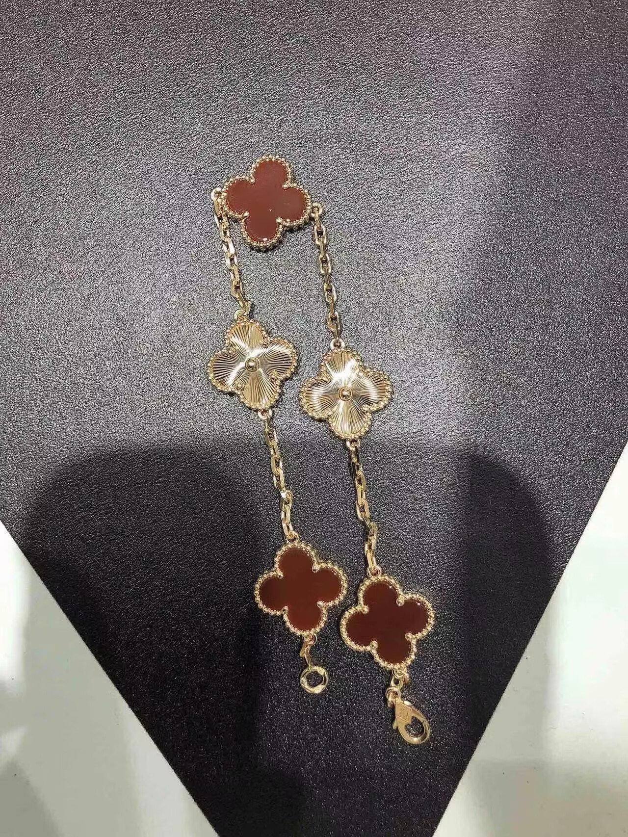 Van Cleef & Arpels Vintage Alhambra Bracelet 5 motifs VCARP7RP00