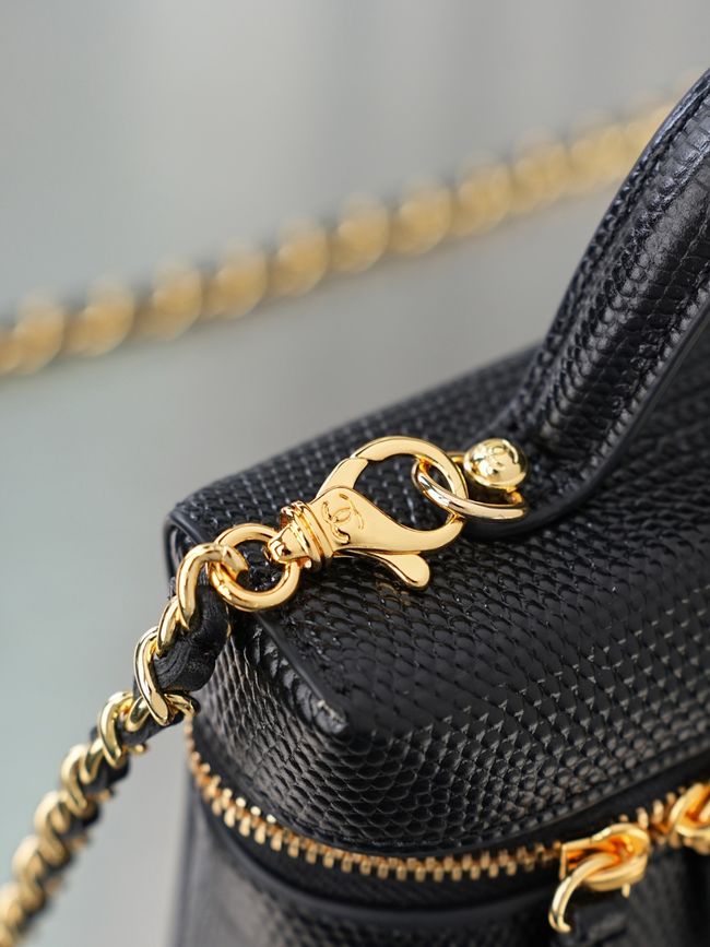 Chanel Vanity with Chain AP5195 black