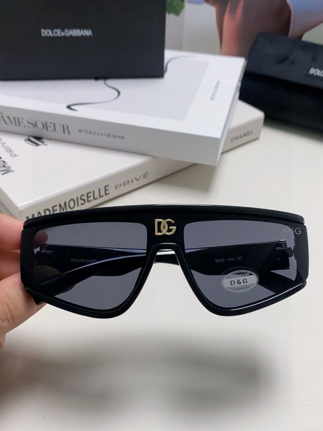 Dolce & Gabbana Sunglasses 821453-1
