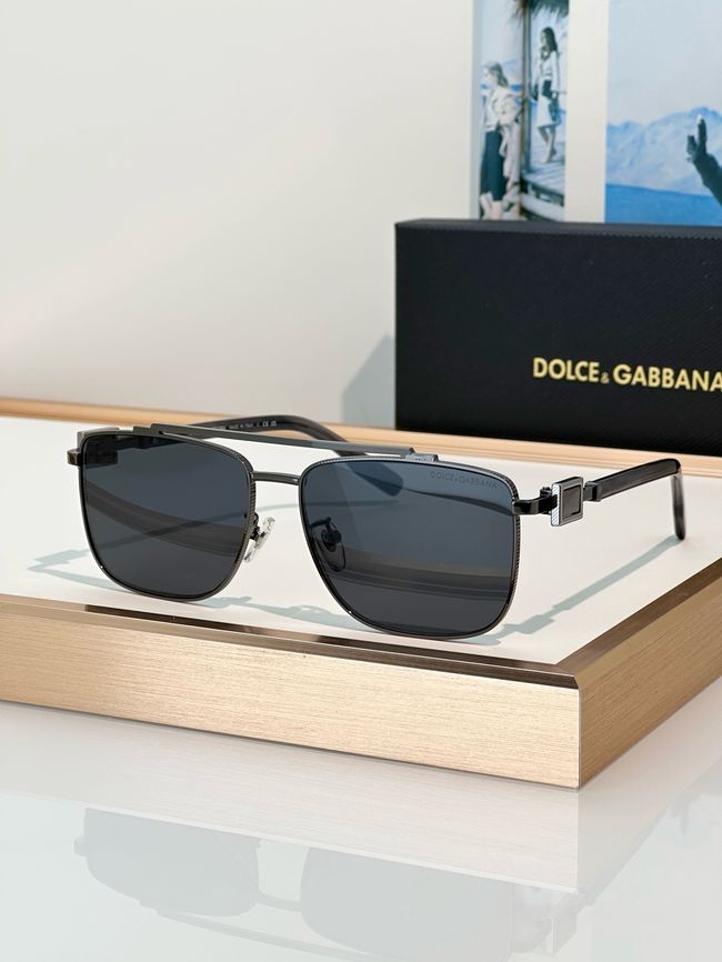 Dolce & Gabbana Sunglasses 821460-5