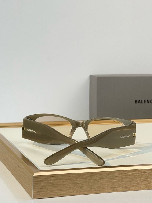 Balenciaga Sunglasses 821523-3