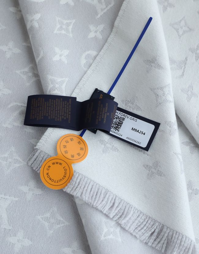 Louis Vuitton New Forevergram Scarf M9A253-2