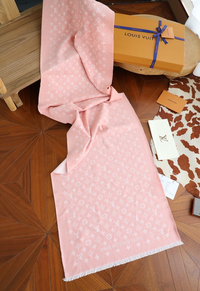 Louis Vuitton New Forevergram Scarf M9A253-4