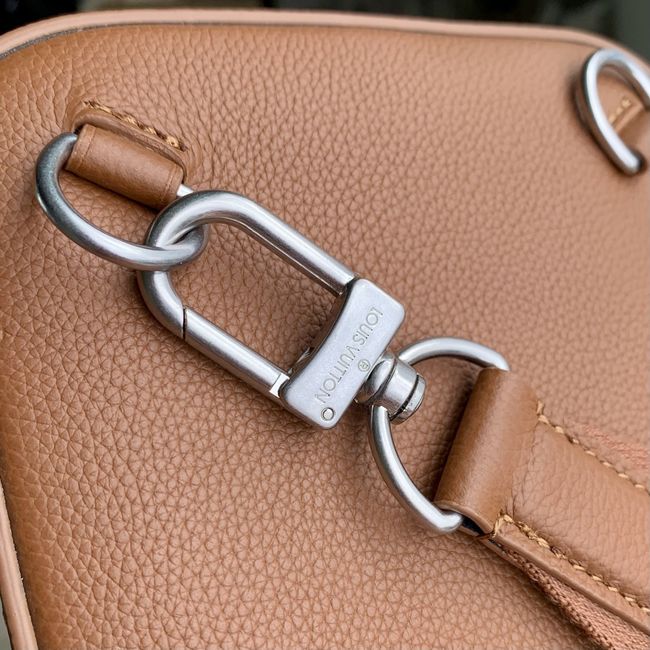 Louis Vuitton Avenue Slingbag PM M15255 tan