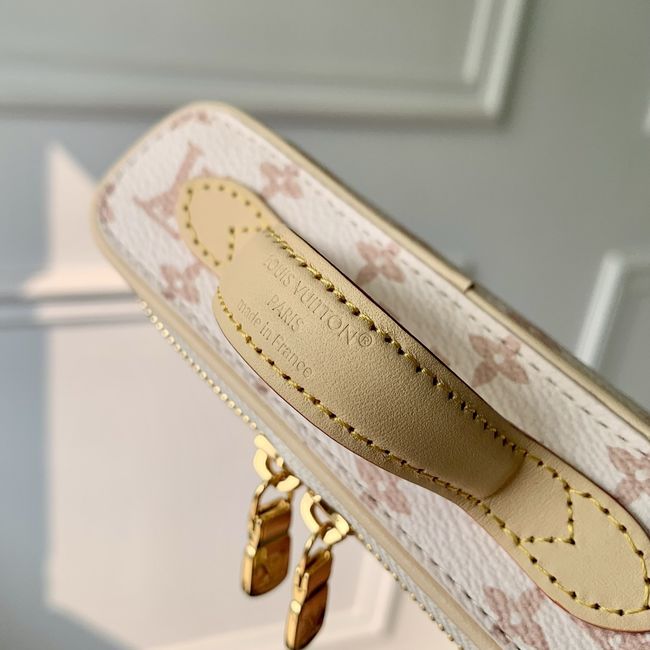 Louis Vuitton Nice Beauty M25689 white