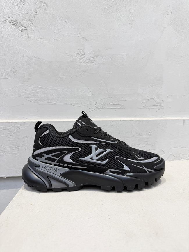 Louis Vuitton Tatic Runner Sneaker 1AKC4L-2