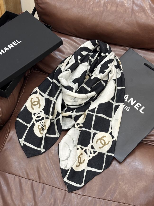Chanel Wool and Silk Shawl AAC078-1
