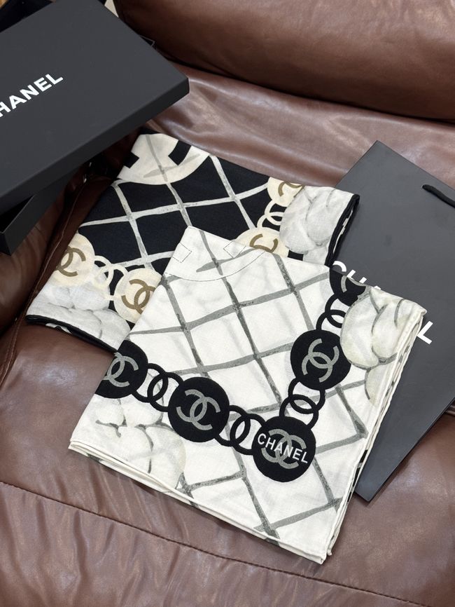 Chanel Wool and Silk Shawl AAC078-1