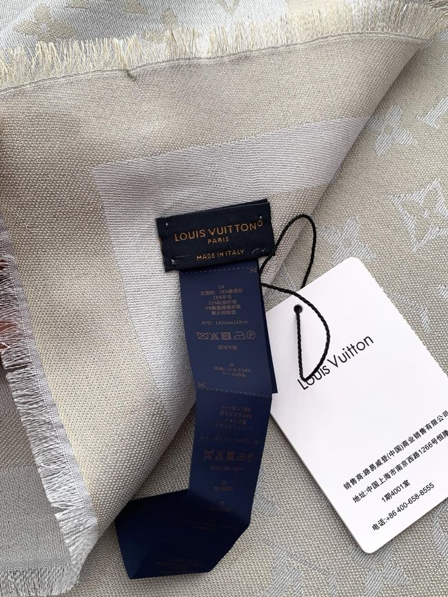 Louis Vuitton Monogram Shine Shawl M9A256-2