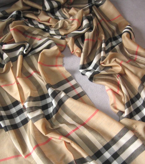 Burberry Gauze Giant Check Scarf A01